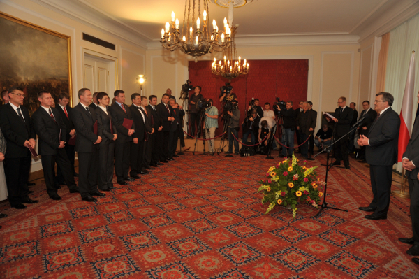 Spotkanie laureatów Konkursu "TERAZ POLSKA" z Prezydentem RP Bronisławem Komorowskim